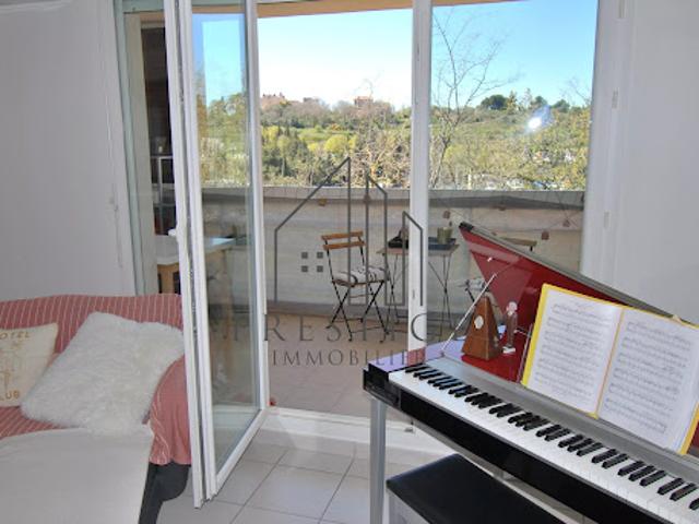 Vente Appartement 3 pièces 62.35 m2 Marseille 12ème