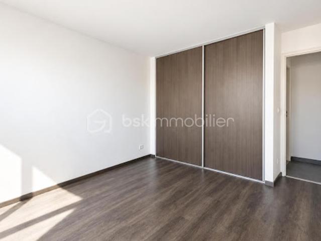 Vente Appartement 3 pièces 62 m2 Voisins le Bretonneux