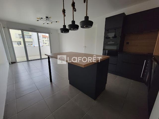 Vente Appartement 3 pièces 62 m2 Bayonne