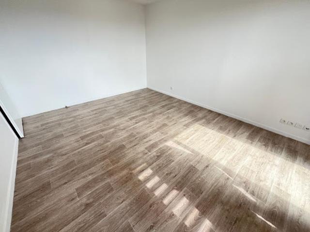 Vente Appartement 3 pièces 62.18 m2 Cergy