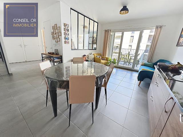 Vente Appartement 3 pièces 62 m2 Pierre benite