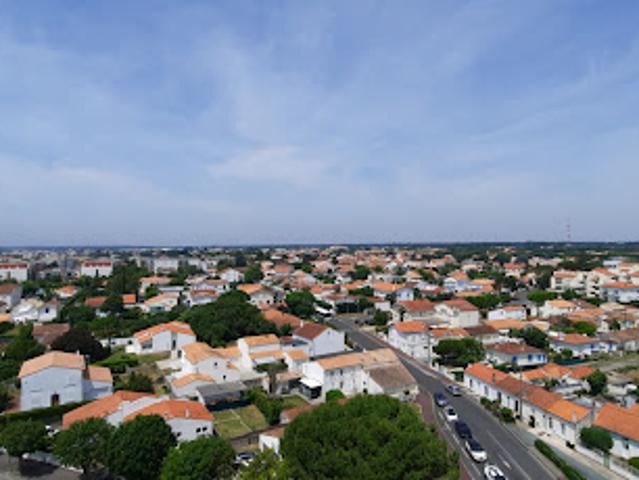 Vente Appartement 3 pièces 67.68 m2 Royan