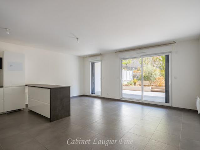 Vente Appartement 3 pièces 67.73 m2 Marseille 7ème