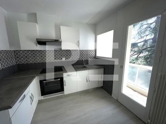 Vente Appartement 3 pièces 67.79 m2 Nimes
