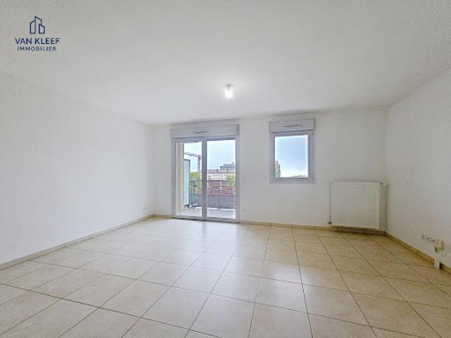 Vente Appartement 3 pièces 67.7 m2 Gex