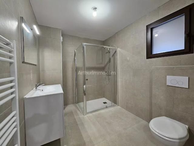 Vente Appartement 3 pièces 67.06 m2 Morestel