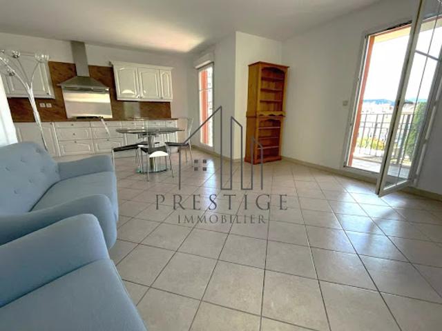 Vente Appartement 3 pièces 67 m2 Aubagne