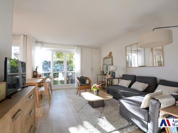 Vente Appartement 3 pièces 67 m2 Courbevoie