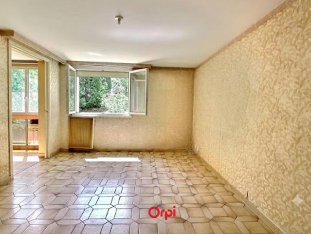 Vente Appartement 3 pièces 67 m2 Marseille 11ème