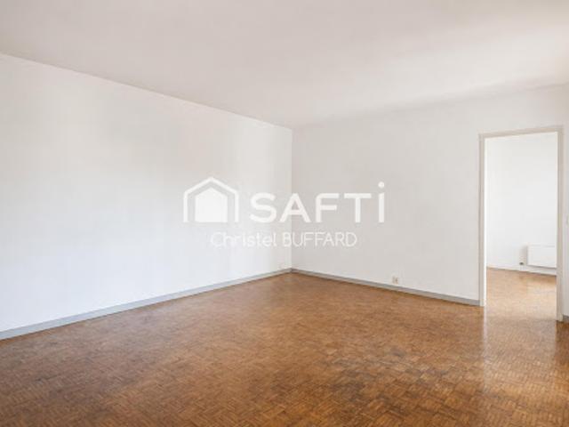 Vente Appartement 3 pièces 67 m2 Marseille 5ème