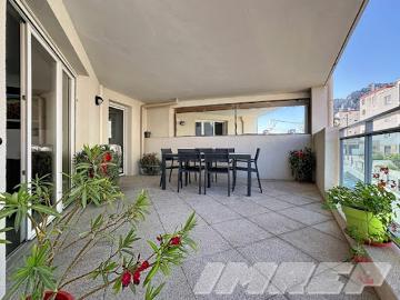 Vente Appartement 3 pièces 67 m2 Marseille 8ème