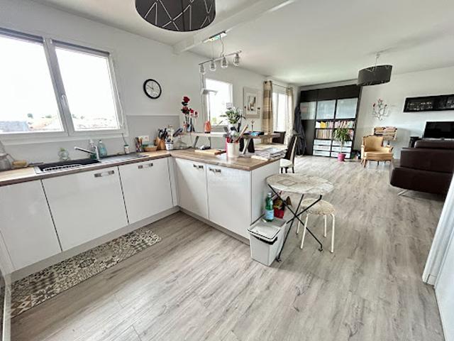 Vente Appartement 3 pièces 67 m2 Poissy