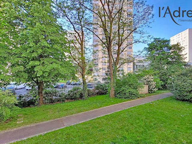 Vente Appartement 3 pièces 67 m2 Puteaux