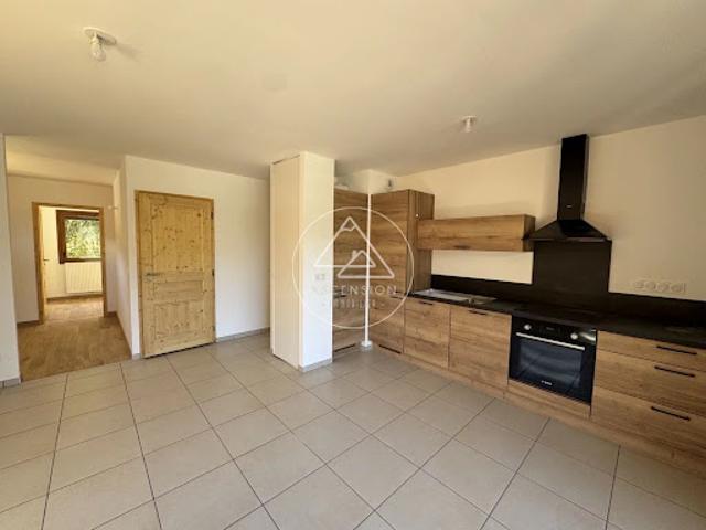 Vente Appartement 3 pièces 67 m2 Saint Jean d'Aulps