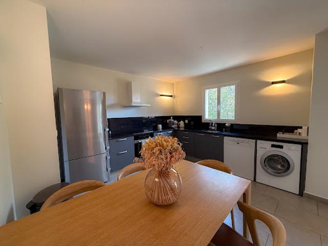 Vente Appartement 3 pièces 67 m2 Sainte lucie de porto vecchio