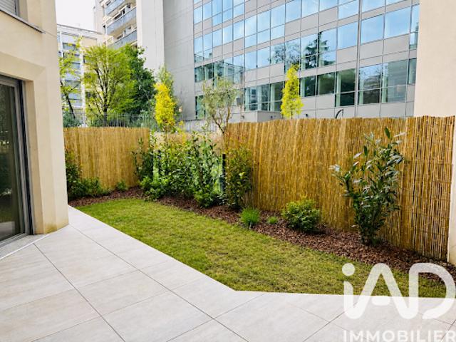 Vente Appartement 3 pièces 67 m2 Suresnes
