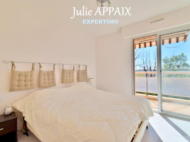 Vente Appartement 3 pièces 64.02 m2 Frejus
