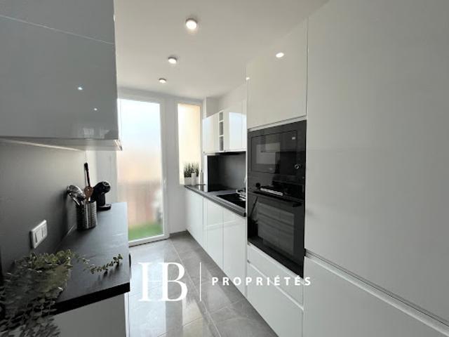 Vente Appartement 3 pièces 64 m2 Toulon