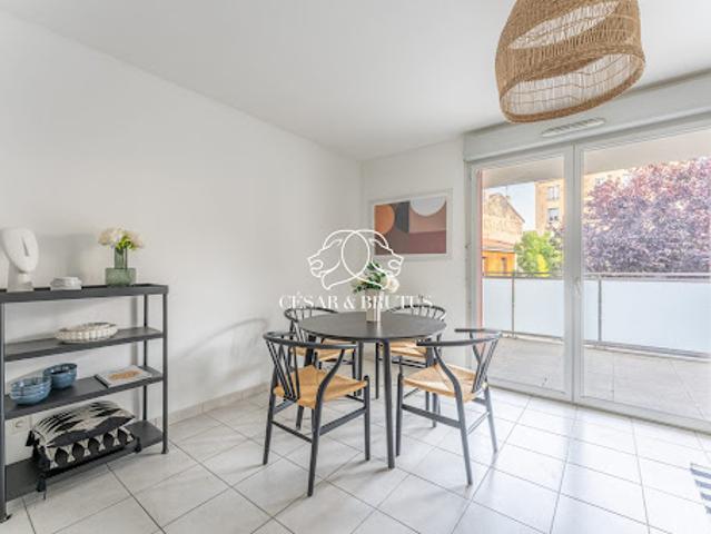 Vente Appartement 3 pièces 64 m2 Venissieux