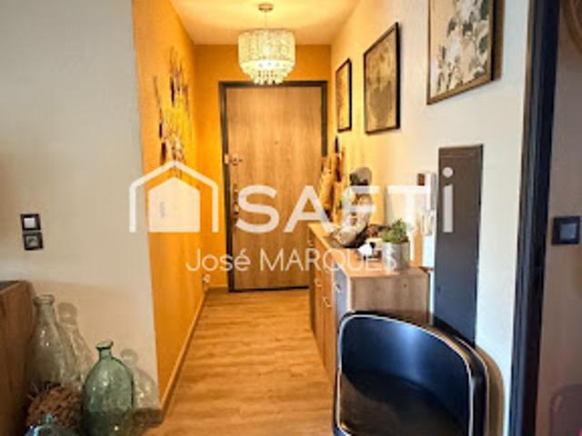 Vente Appartement 3 pièces 64 m2 Cogolin