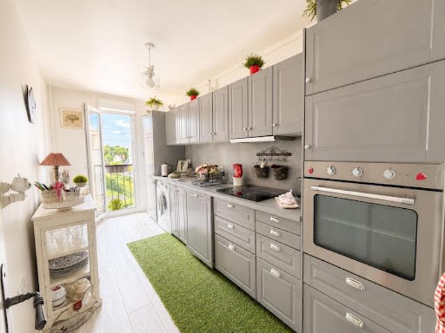 Vente Appartement 3 pièces 64 m2 Fontenay le Fleury