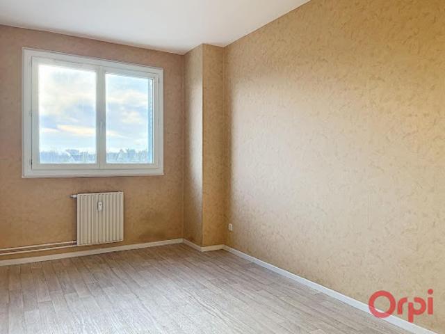 Vente Appartement 3 pièces 64 m2 Montluçon