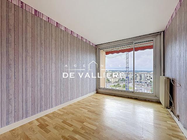 Vente Appartement 3 pièces 64 m2 Nanterre