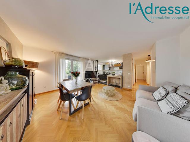 Vente Appartement 3 pièces 64 m2 Noisy le Grand