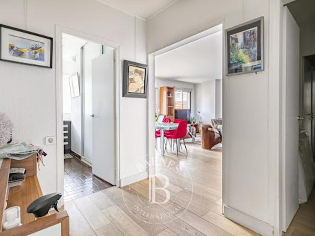 Vente Appartement 3 pièces 65.4 m2 Paris 15ème