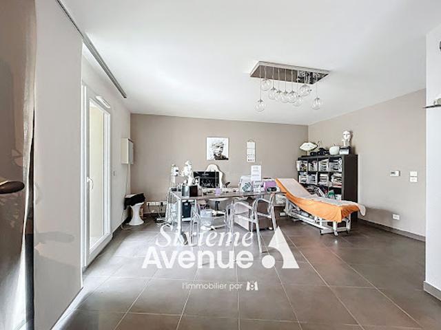 Vente Appartement 3 pièces 65.57 m2 Chassieu