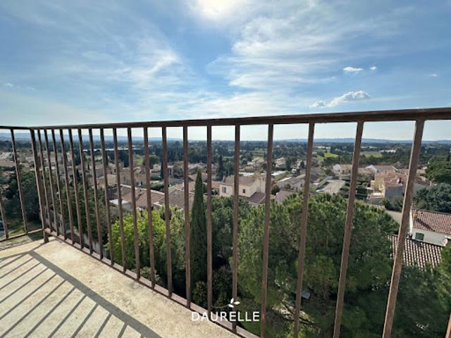 Vente Appartement 3 pièces 65.65 m2 Chateaurenard