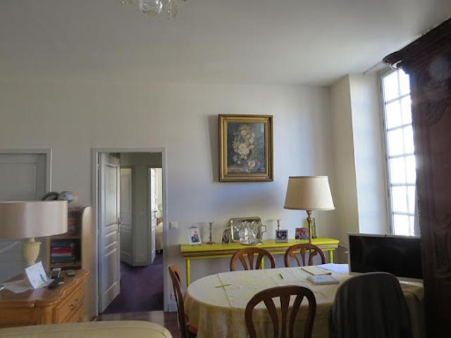 Vente Appartement 3 pièces 65.8 m2 Fontenay le Comte