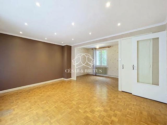 Vente Appartement 2 pièces 43.79 m2 Saint Pierre de Chandieu