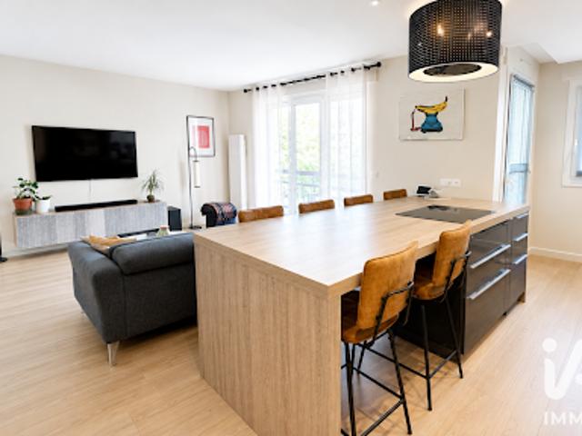 Vente Appartement 3 pièces 65 m2 Courbevoie