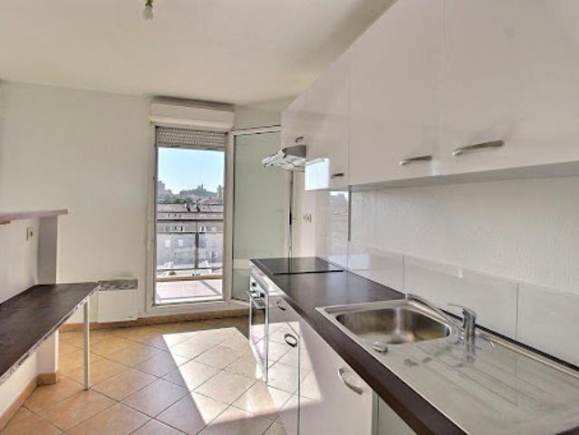 Vente Appartement 3 pièces 65 m2 Marseille 5ème