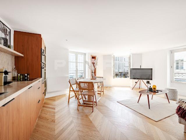 Vente Appartement 3 pièces 65 m2 Paris 7ème