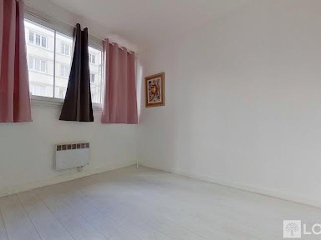 Vente Appartement 3 pièces 65 m2 Paris 18ème