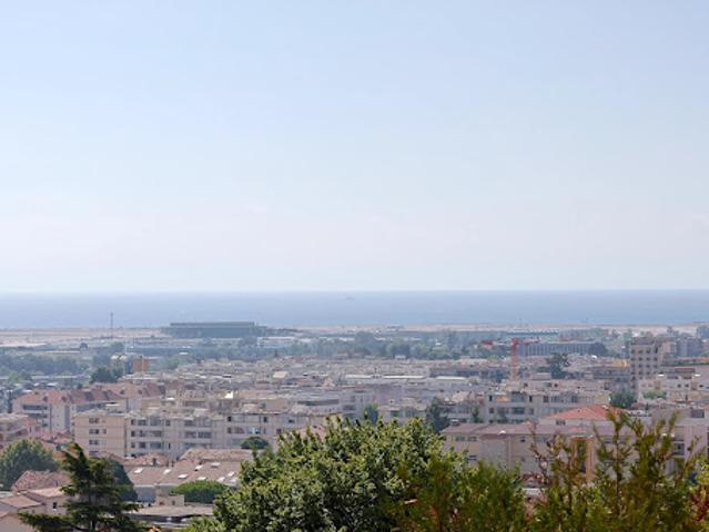Vente Appartement 3 pièces 66.43 m2 Saint Laurent du Var