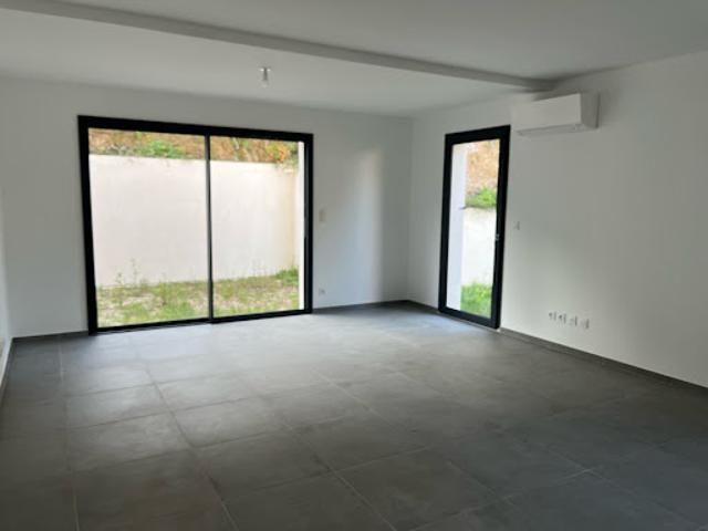 Vente Appartement 3 pièces 66.5 m2 Six Fours les Plages