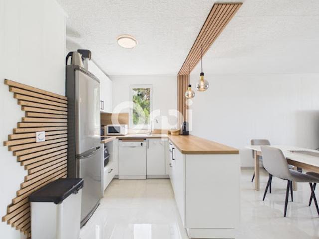 Vente Appartement 3 pièces 66.69 m2 Gréolières