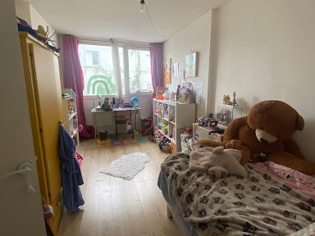 Vente Appartement 3 pièces 66.7 m2 Paris 20ème