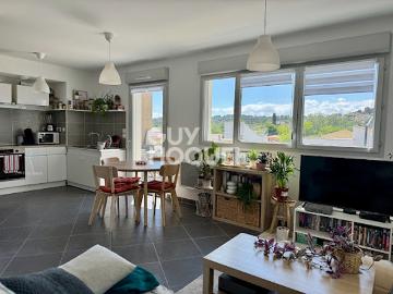 Vente Appartement 3 pièces 66.82 m2 Châteauneuf de Gadagne