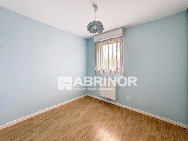 Vente Appartement 3 pièces 66.8 m2 Templemars