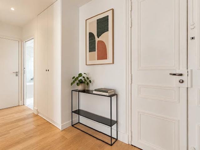 Vente Appartement 3 pièces 68.7 m2 Paris 17ème