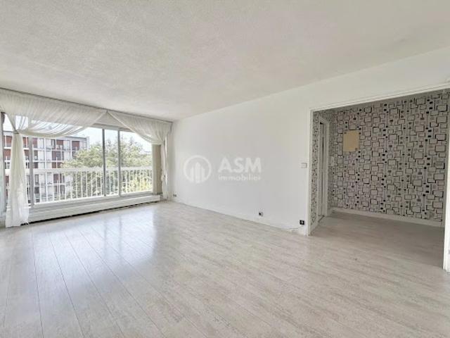 Vente Appartement 3 pièces 68 m2 Courbevoie