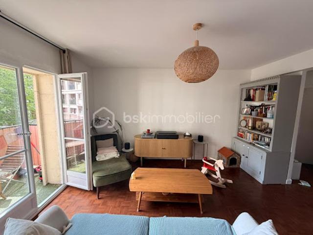 Vente Appartement 3 pièces 69.47 m2 Pantin