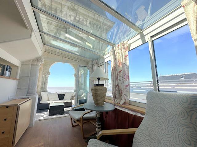 Vente Appartement 3 pièces 69.6 m2 Royan