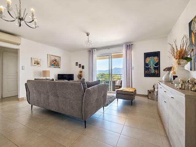 Vente Appartement 3 pièces 69.75 m2 Propriano