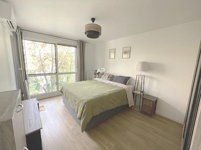 Vente Appartement 3 pièces 69.02 m2 Chaville