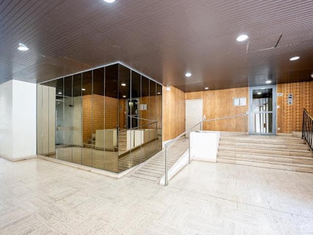 Vente Appartement 3 pièces 69.24 m2 Paris 20ème